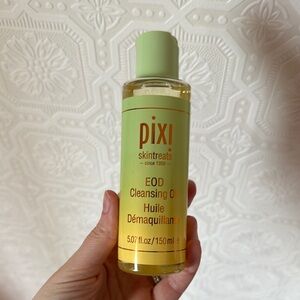 ⬇️ NEW Pixi EOD Cleansing Oil